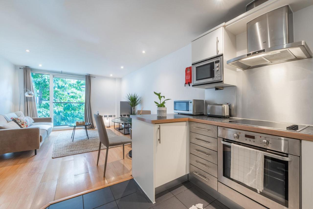 לונדון Cosy Apartment 15 Minutes From Oxford Circus/Soho מראה חיצוני תמונה